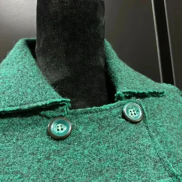 Kenar Coat/Jacket 55% wool 45% acrylic, flap front pockets,button front - Picture 2 of 10